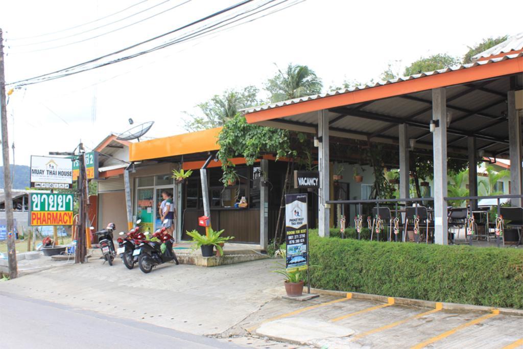 Phuket Muay Thai House Chalong Eksteriør bilde