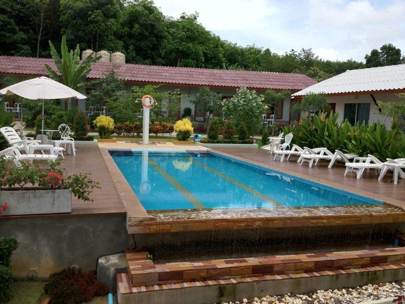 Phuket Muay Thai House Chalong Eksteriør bilde