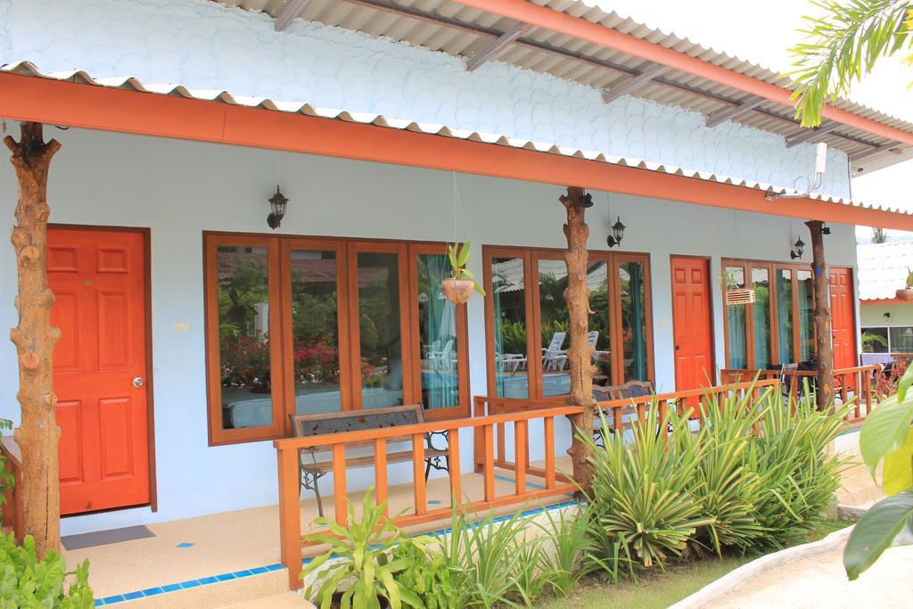 Phuket Muay Thai House Chalong Eksteriør bilde